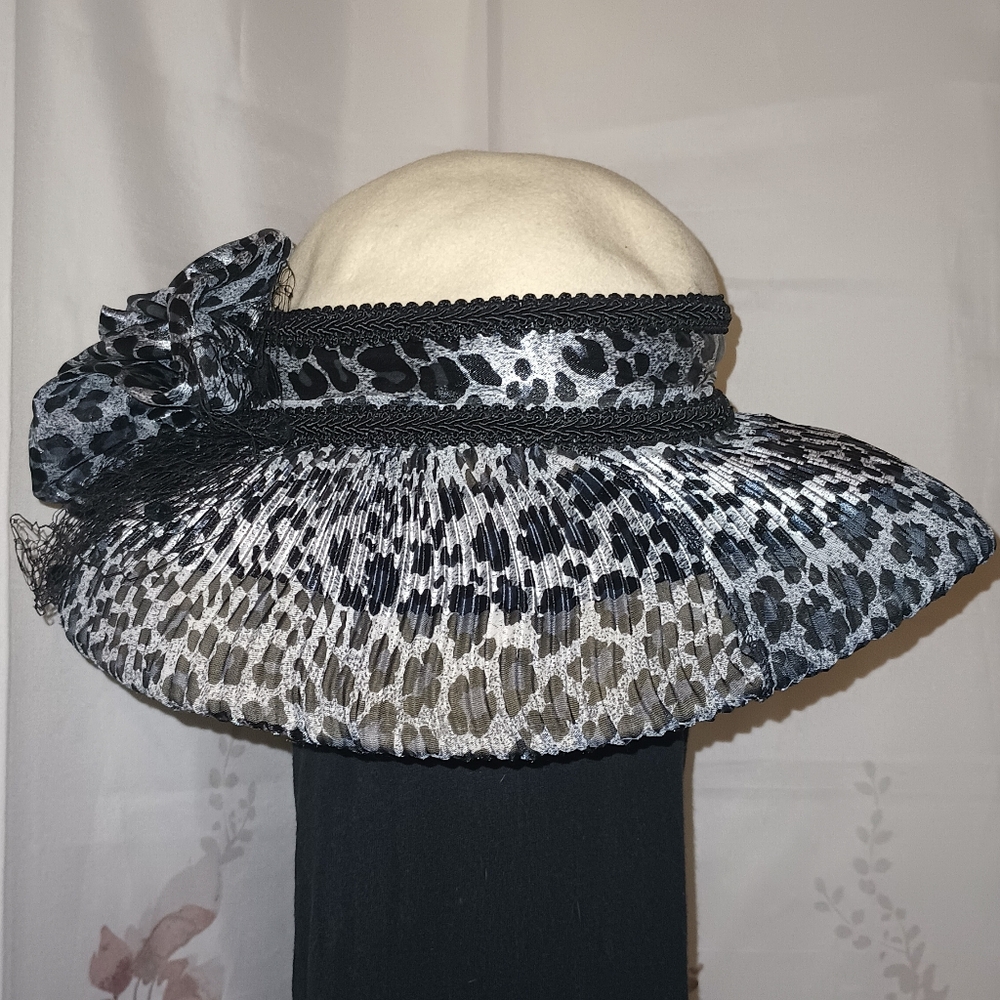 Fashion Hat - Picture 4 of 7